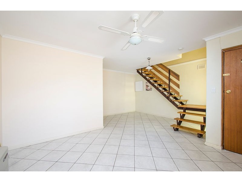 7/14 Barry Road, Oaklands Park SA 5046