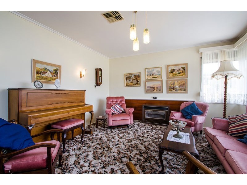 16 Avalon Road, Marion SA 5043