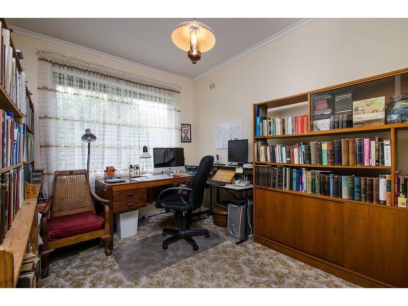 16 Avalon Road, Marion SA 5043