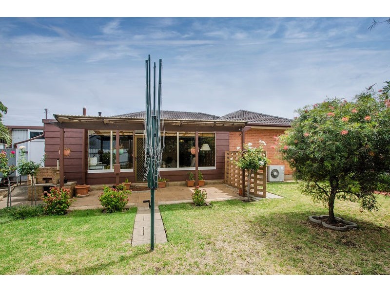 16 Avalon Road, Marion SA 5043