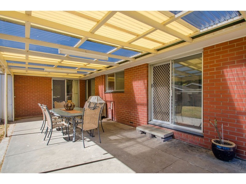 14 Vynland Drive, Flagstaff Hill SA 5159