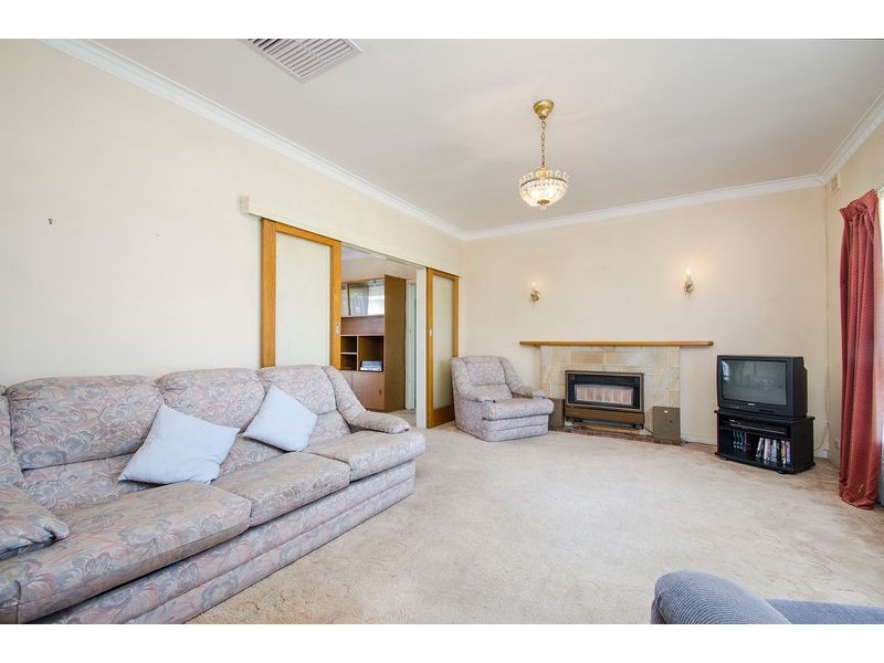 18 Baltic Avenue, West Beach SA 5024