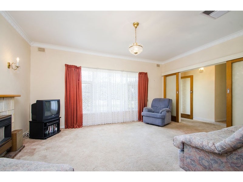 18 Baltic Avenue, West Beach SA 5024