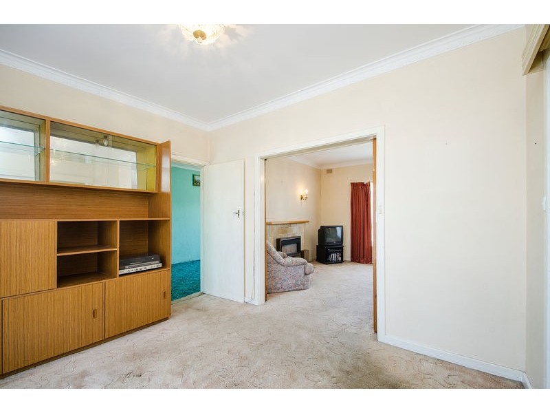 18 Baltic Avenue, West Beach SA 5024