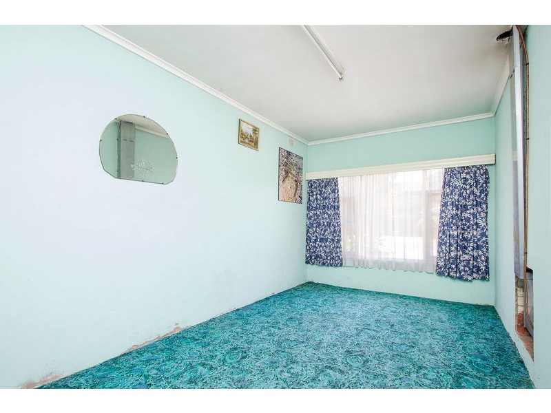 18 Baltic Avenue, West Beach SA 5024