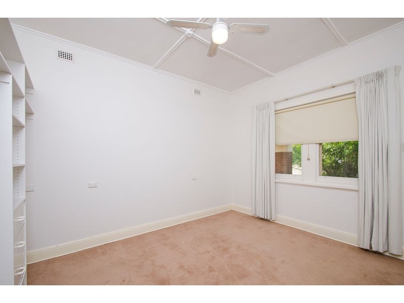 5 Garland Street, Glandore SA 5037