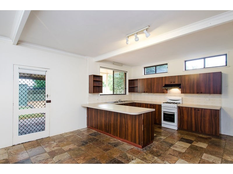 5 Garland Street, Glandore SA 5037