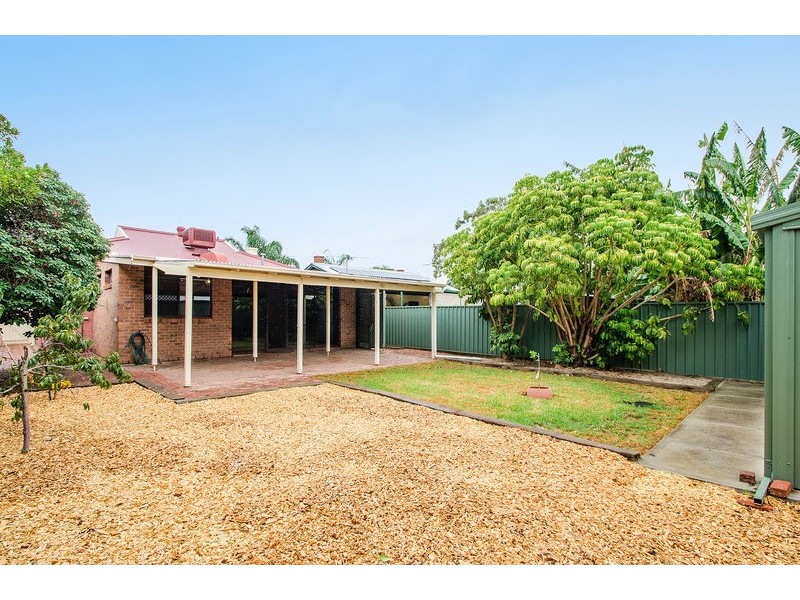 5 Garland Street, Glandore SA 5037