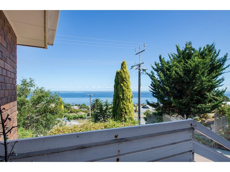 16 Burrington Street, Hallett Cove SA 5158