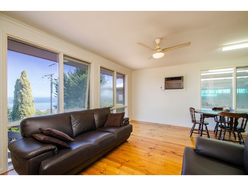 16 Burrington Street, Hallett Cove SA 5158