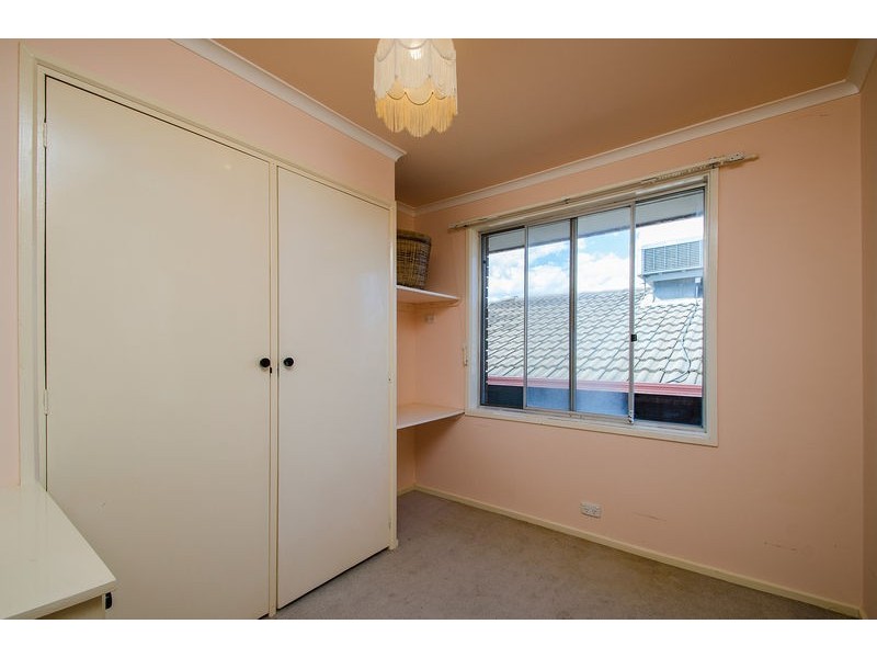 16 Burrington Street, Hallett Cove SA 5158