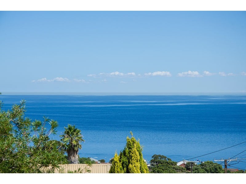 16 Burrington Street, Hallett Cove SA 5158