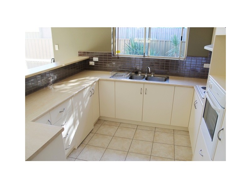 11a Rotorua Avenue, Park Holme SA 5043