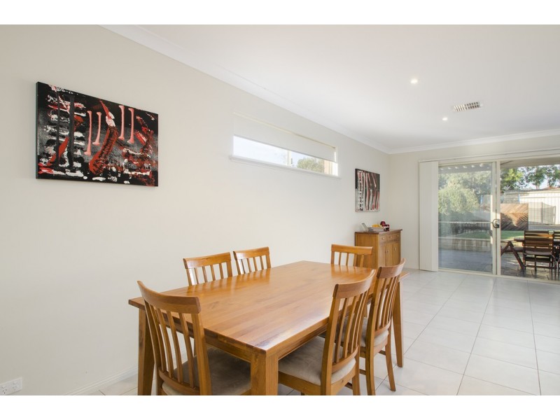 15 Dalkeith Avenue, Dover Gardens SA 5048