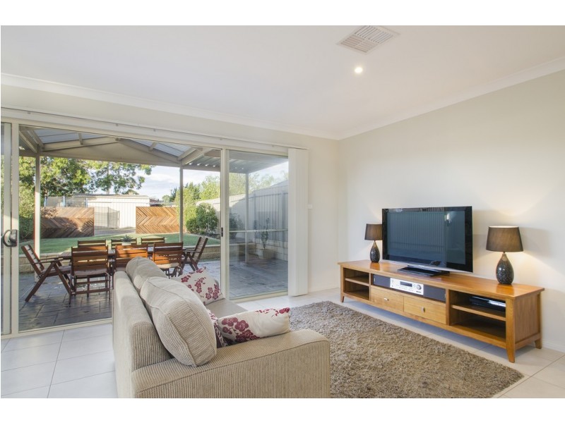 15 Dalkeith Avenue, Dover Gardens SA 5048