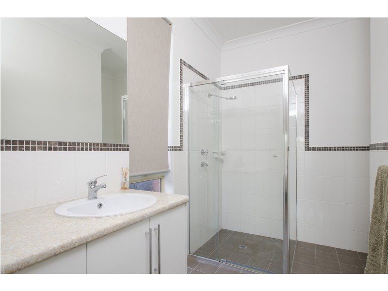 15 Dalkeith Avenue, Dover Gardens SA 5048