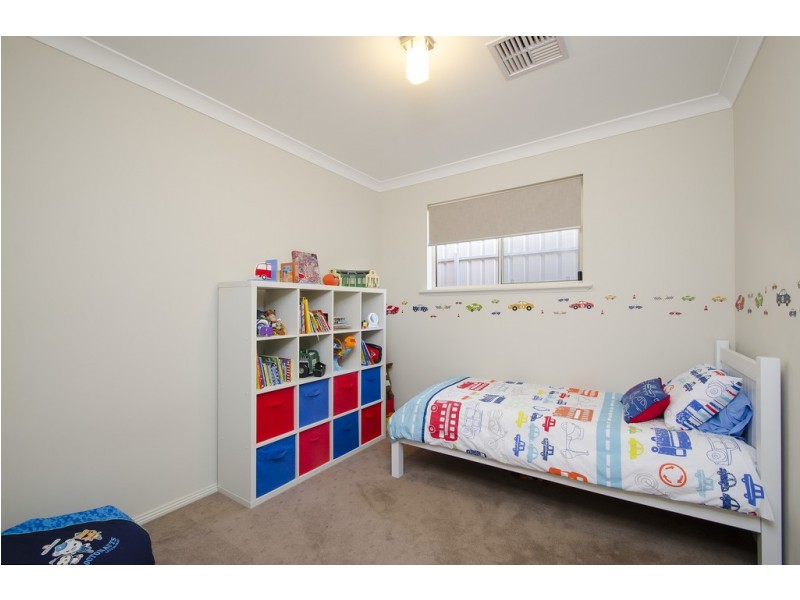 15 Dalkeith Avenue, Dover Gardens SA 5048