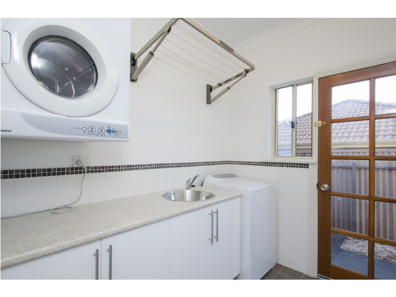 15 Dalkeith Avenue, Dover Gardens SA 5048