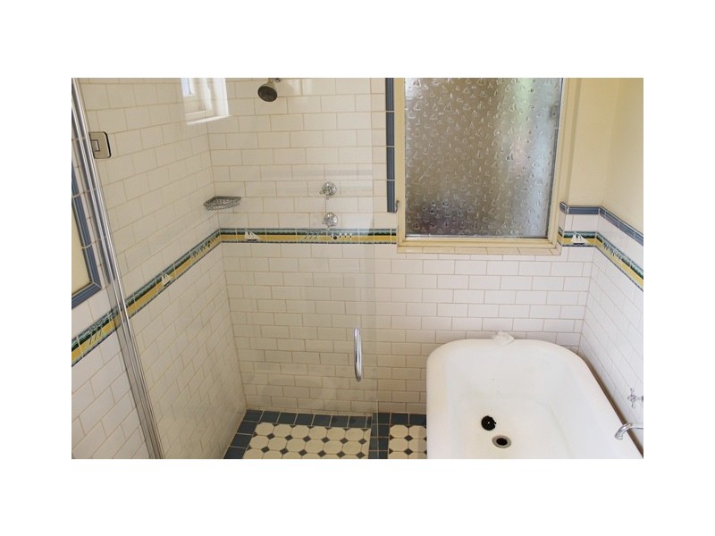 17 Attrill Avenue, Hilton SA 5033