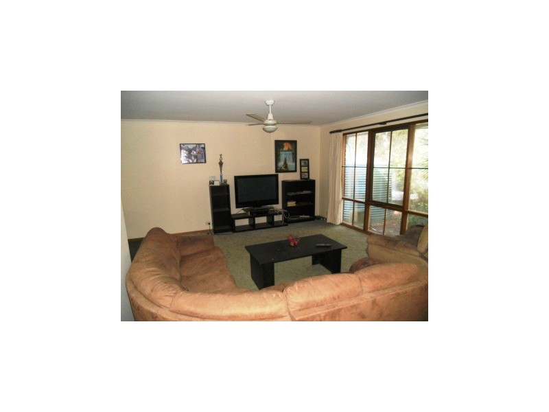 2 Woodham Court, Aberfoyle Park SA 5159