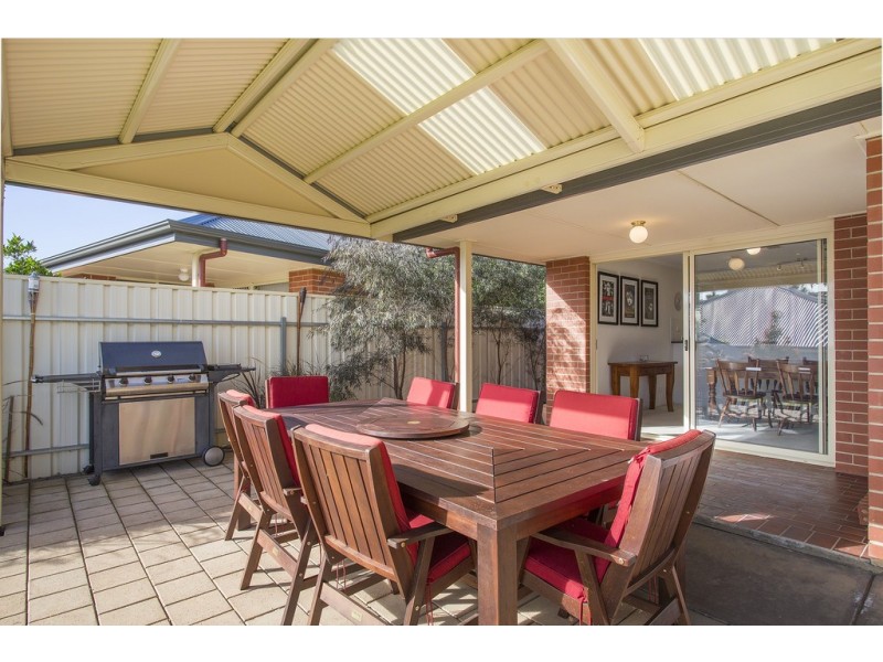 21 Eurunderee Avenue, Seacombe Gardens SA 5047