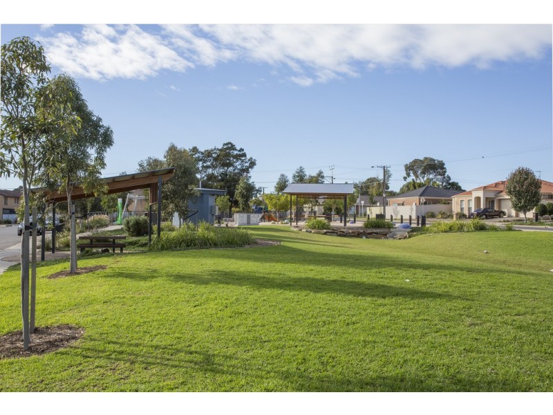 21 Eurunderee Avenue, Seacombe Gardens SA 5047