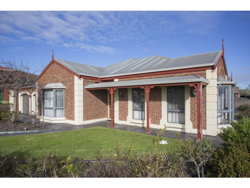 27 Beeches Road, Hallett Cove SA 5158
