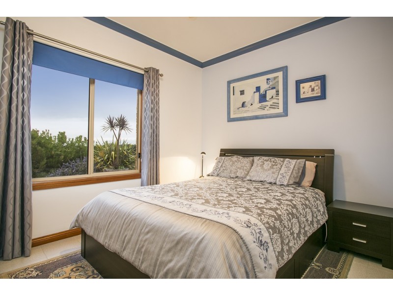 22 George Francis Drive, Mount Compass SA 5210