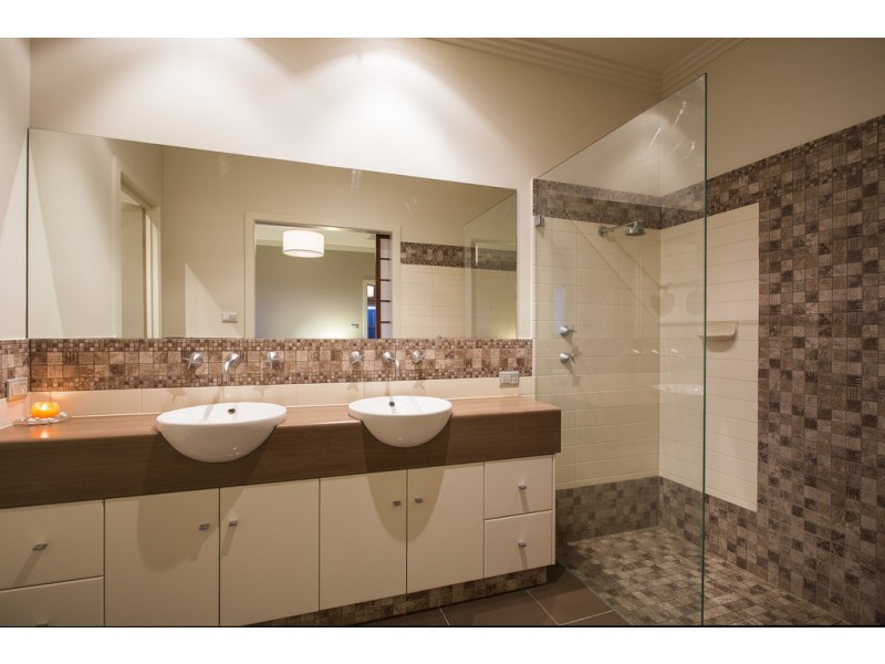 12 The Boulevard, Flagstaff Hill SA 5159