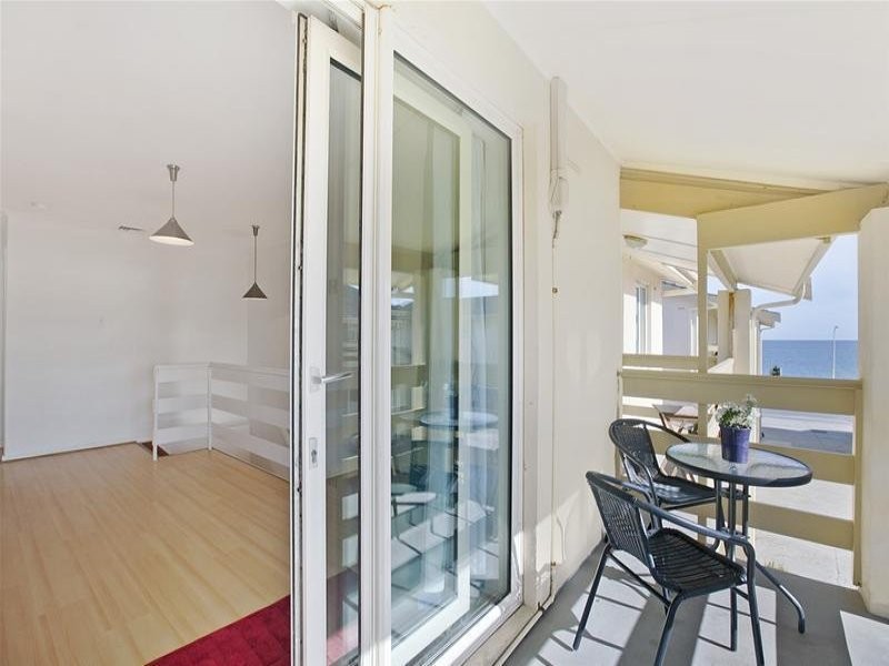 8/52-53 North Esplanade, Glenelg North SA 5045