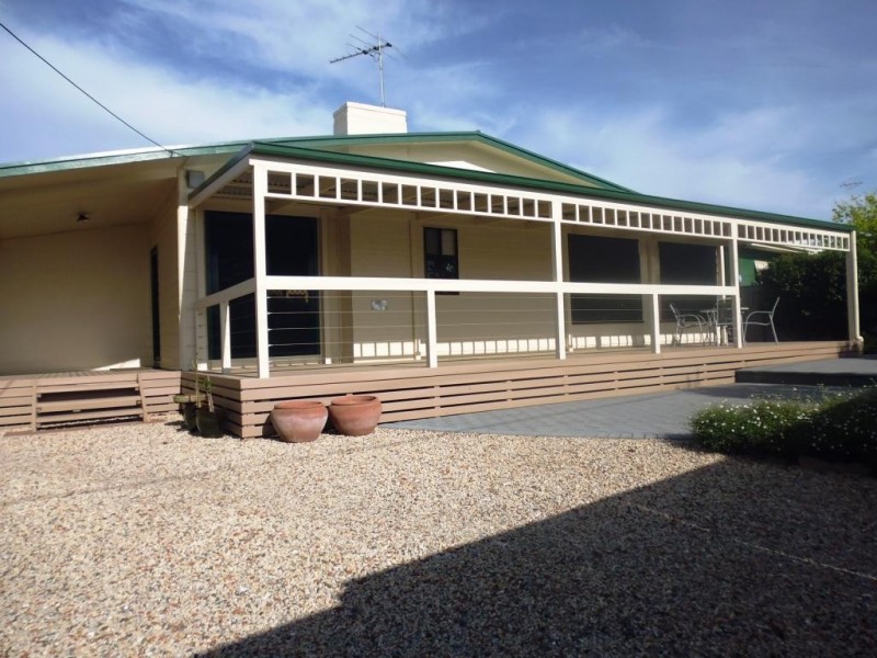 18 Limbert Avenue, Seacombe Gardens SA 5047