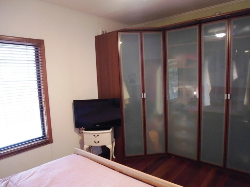 18 Limbert Avenue, Seacombe Gardens SA 5047