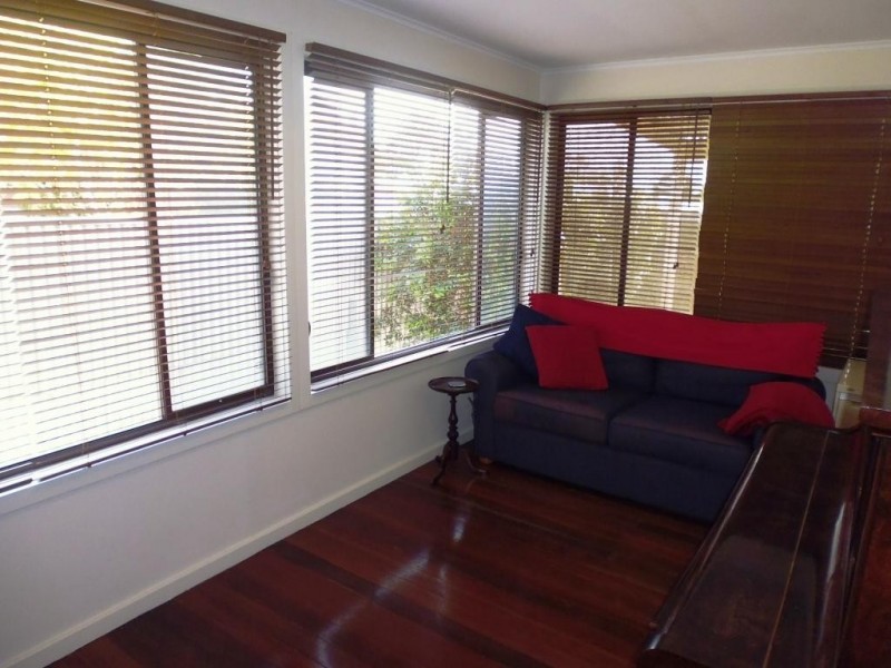 18 Limbert Avenue, Seacombe Gardens SA 5047