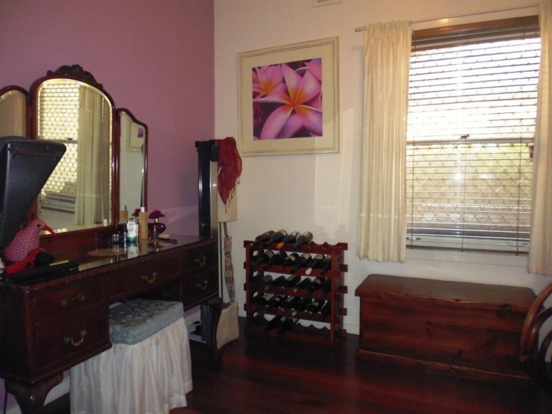 18 Limbert Avenue, Seacombe Gardens SA 5047