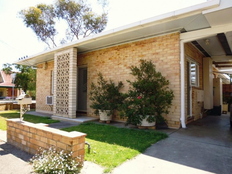 1/1a Madden Avenue, Glandore SA 5037