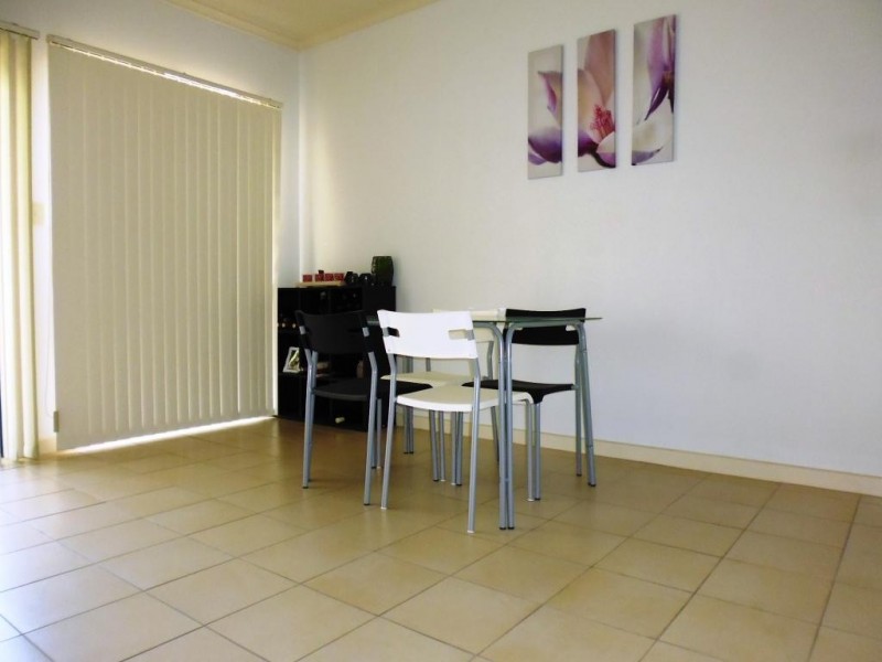 10 Ragless Avenue, Park Holme SA 5043