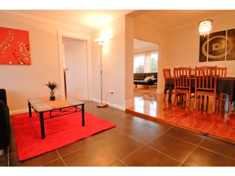 94 Raglan Avenue, South Plympton SA 5038