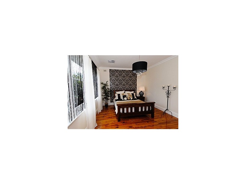 94 Raglan Avenue, South Plympton SA 5038