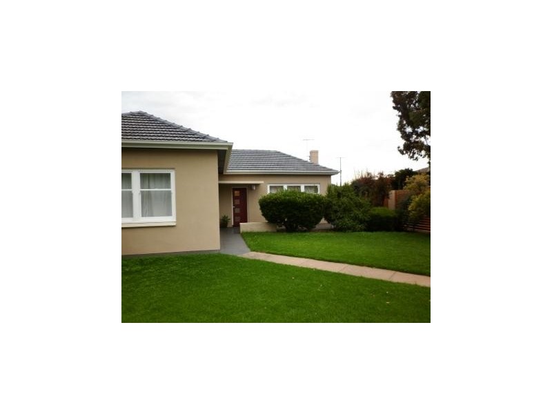 94 Raglan Avenue, South Plympton SA 5038