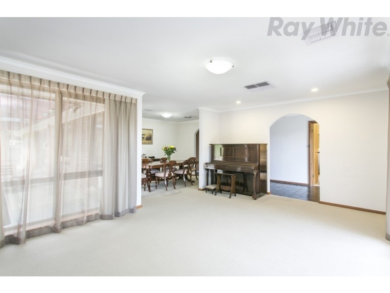 4 Shah Court, Flagstaff Hill SA 5159