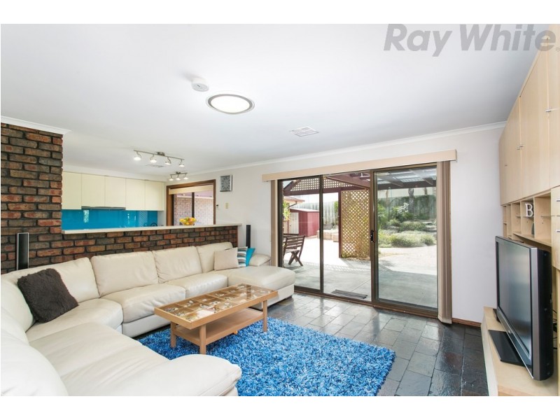 4 Shah Court, Flagstaff Hill SA 5159