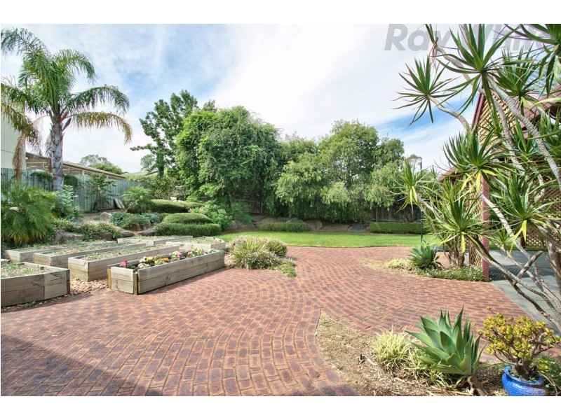 4 Shah Court, Flagstaff Hill SA 5159