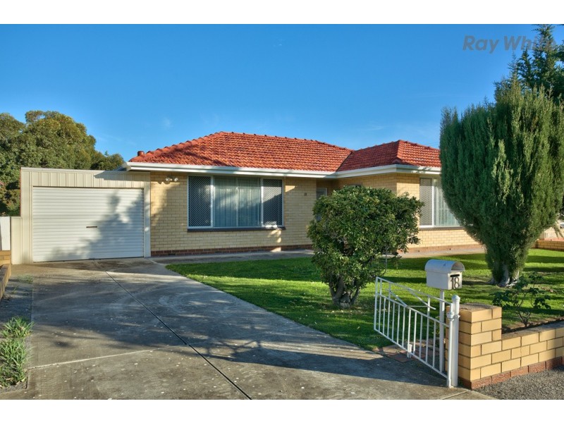 18 Nilpena Avenue, Park Holme SA 5043