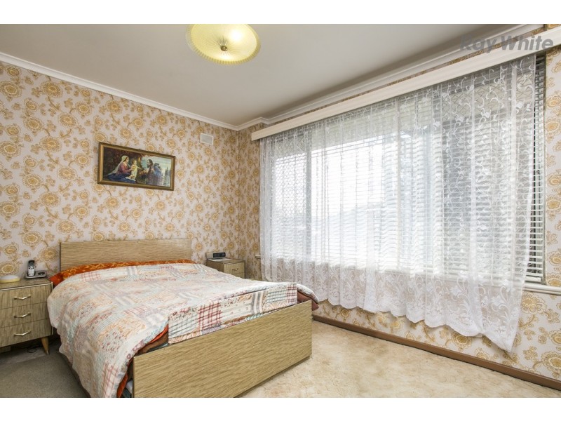 18 Nilpena Avenue, Park Holme SA 5043
