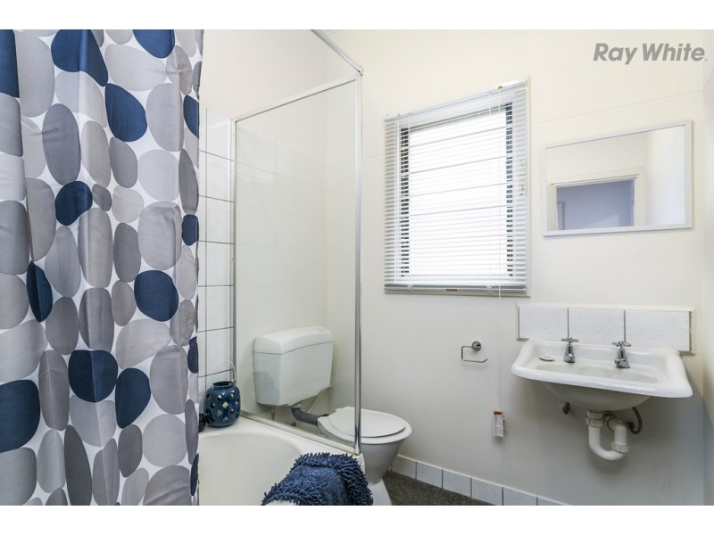 2 The Crescent, St Marys SA 5042