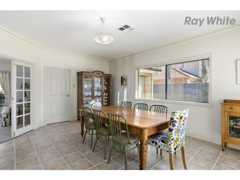 10 Moorfield Terrace, Allenby Gardens SA 5009