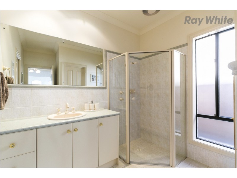 10 Moorfield Terrace, Allenby Gardens SA 5009