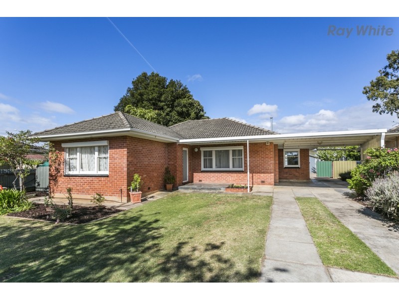 8 The Parkway, Sturt SA 5047
