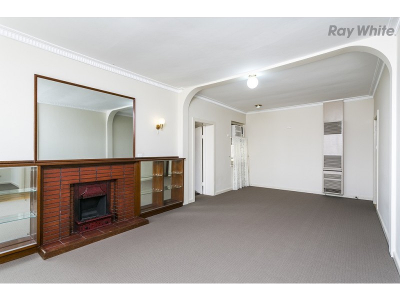 20 Tarranna Avenue, Park Holme SA 5043