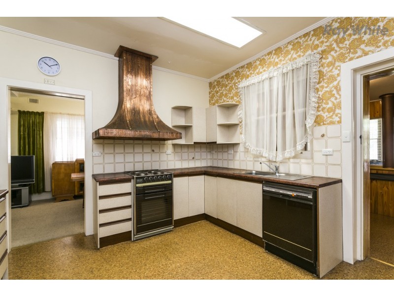 2 Third Avenue, Ascot Park SA 5043